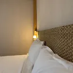 아파트호텔 Aside Lefkes 3*
