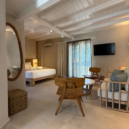 Aside Lefkes Aparthotel