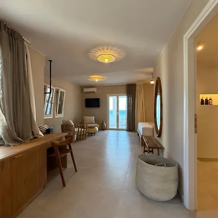 Aside Lefkes Aparthotel