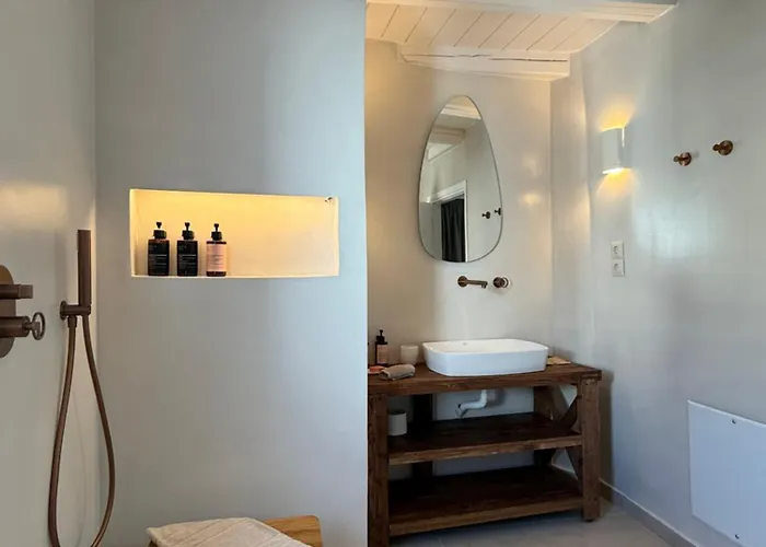 Aside Lefkes Apartmanhotel