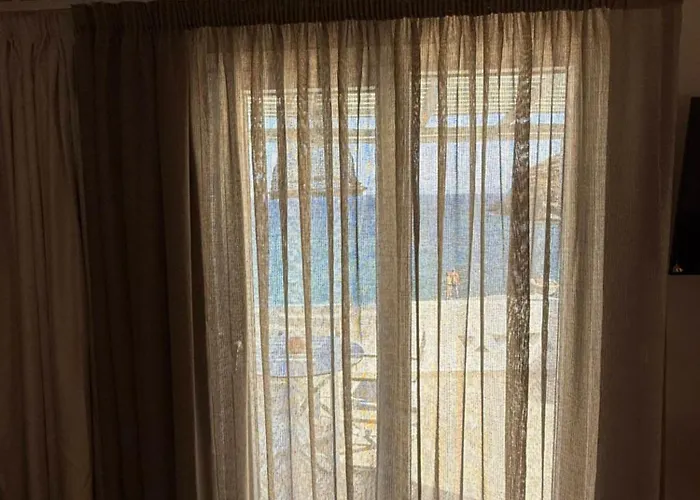 Aside Lefkes Apartmanhotel 3*